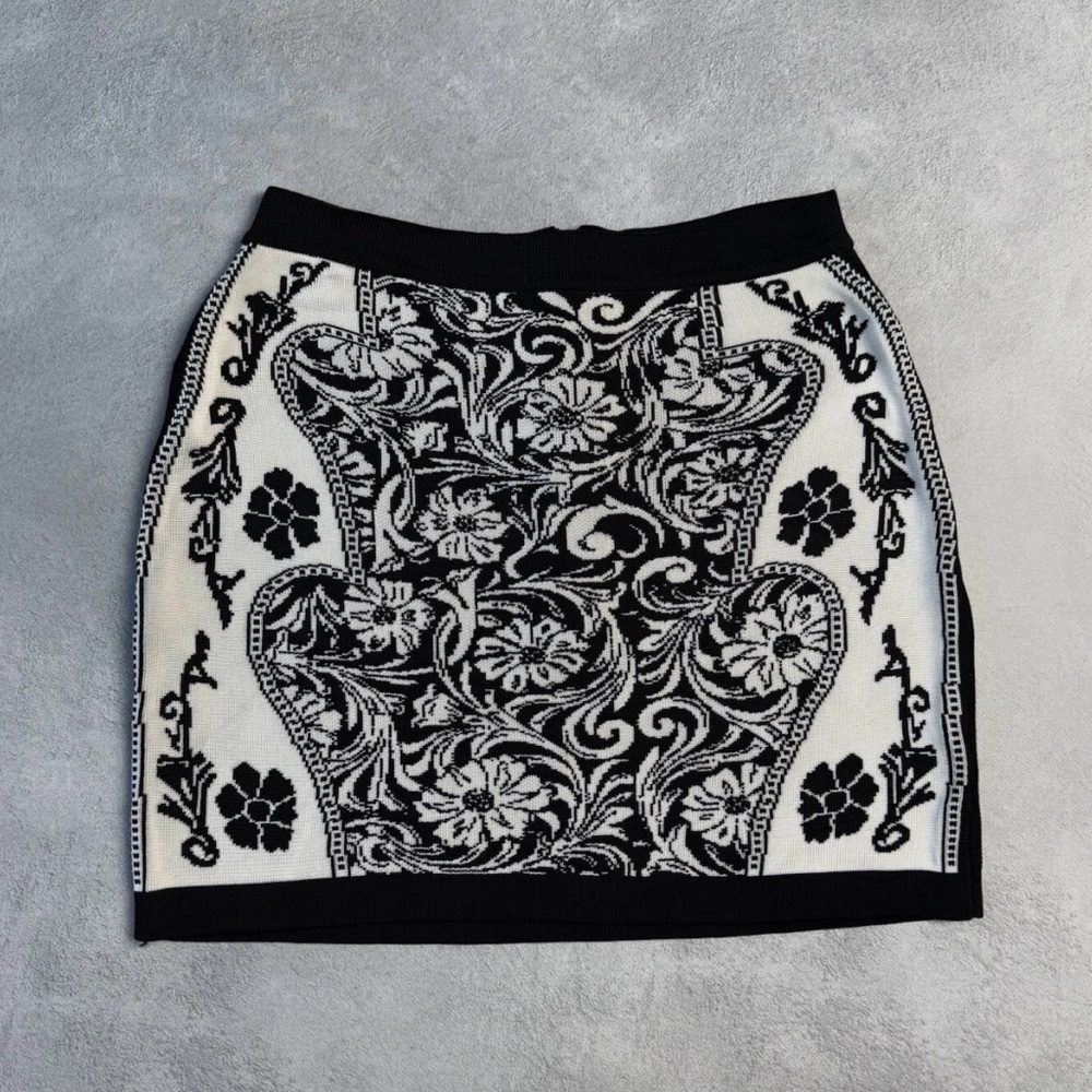 Authentic Balmain 100% Viscose Knit Floral Patterned Midi Skirt Size 38